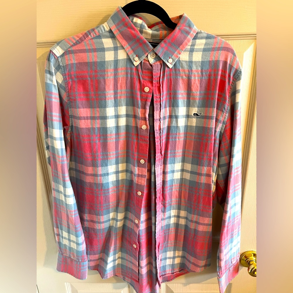 Medium Vineyard Vines flannel